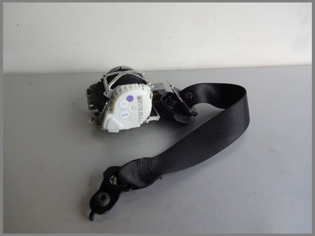 W204 seat belt buckle sales