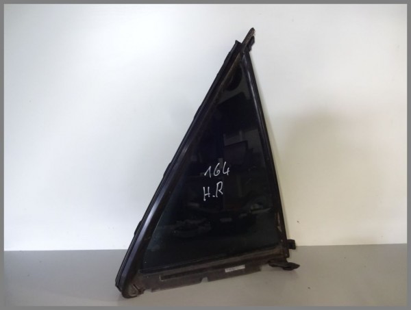 Mercedes Benz W164 triangle pane side window pane rear right 1647351024