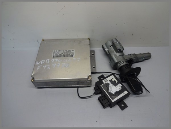 Mercedes Benz R170 SLK-Class engine control unit 0285454432 Bosch 0261206457