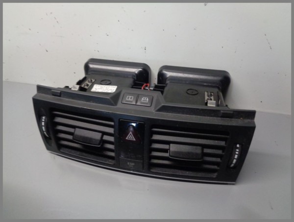 Mercedes Benz W204 C-Klasse Luftdüse Luftdusche Düse MITTE 2048304154 Original