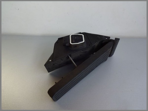 Mercedes Benz Fahrpedalsensor Sensor Gas 2043000004 Pedalwertgeber Gaspedal SET