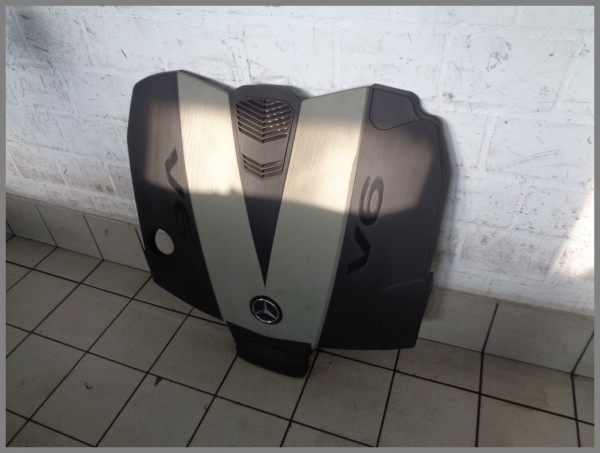 Mercedes W212 OM642 engine cover 6420106467 Original C218 cover