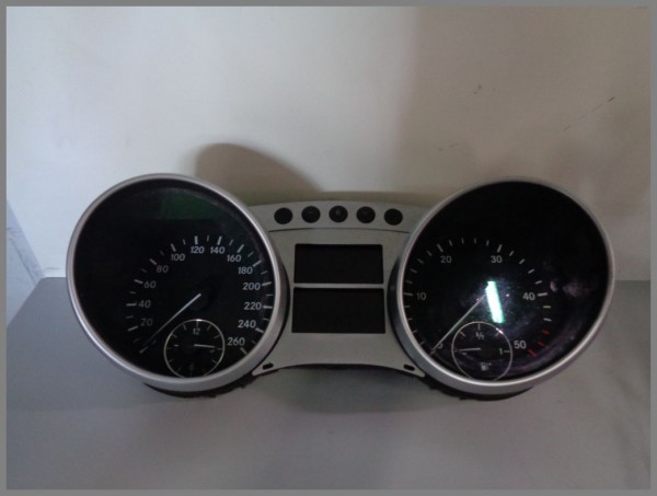 Mercedes Benz R251 W164 Speedometer Instrument cluster 2515400648 VDO 2C53118460