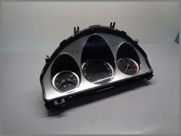 Mercedes Benz W204 C-Klasse Tacho Kombiinstrument 2044400811 Original MPH RHD