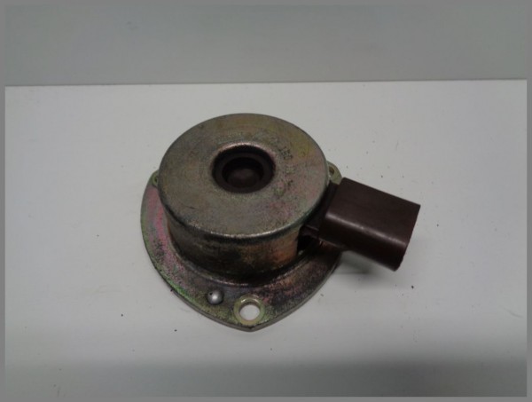 Mercedes Benz W203 C-Klasse Nockenwellenversteller Magnetventil 1110510077