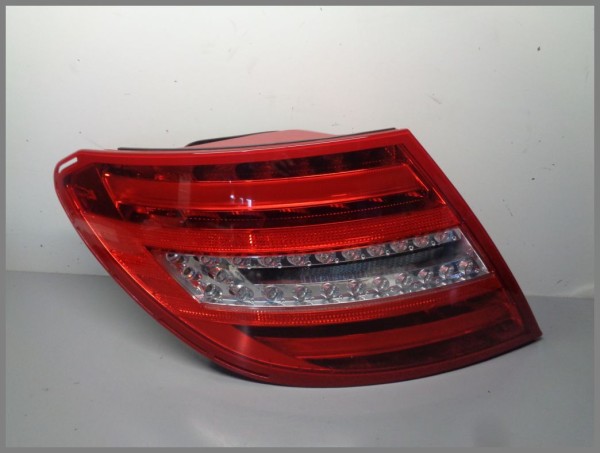 Mercedes Benz W204 Limo rear light taillight LEFT 2049060403 original