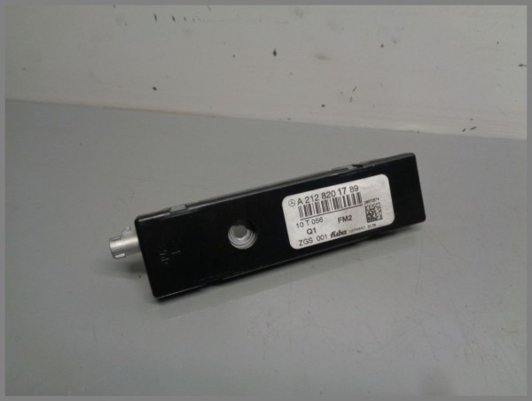 Mercedes Benz W212 Antenna Amplifier Radio 2128201689 Original