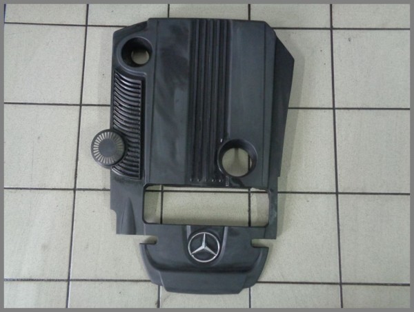 Mercedes W204 CGI C-Klasse Motorabdeckung Abdeckung Motor 2710101267 Original