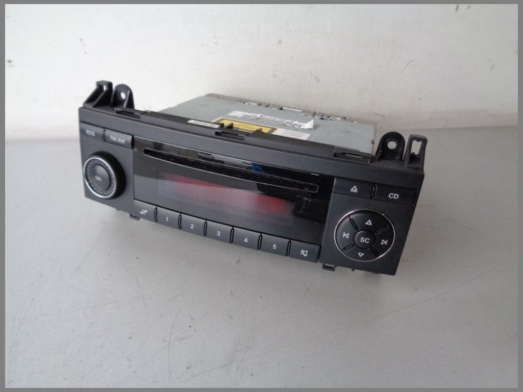 Mercedes Benz R129 APS Navigation System Radio 2088200589