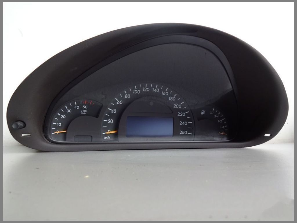 Mercedes Benz Mb W203 Speedometer Instrument Cluster 2035403911 Vdo 110.080.168 / 005 | W203 | C-Class | Mercedes Spare Parts | Benzshop.de