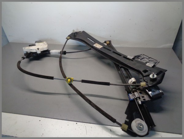 Mercedes A207 Window Regulator Motor Front Left 2077200546 Original