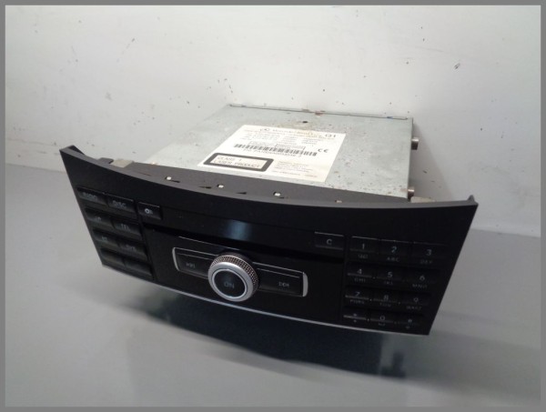Mercedes Benz MB W212 W218 Navigation CD Player Radio 2129004008 Original