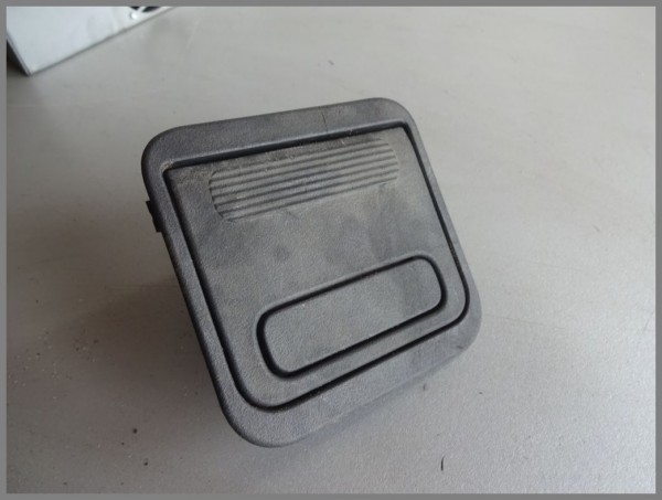 Mercedes Benz W211 Schalter Kofferraumboden Griff Schwarz 2116801984 Original