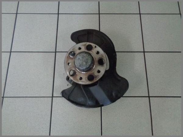Mercedes Benz W203 C-Klasse Achsschenkel Radnabe vorne Rechts W209 2043320201