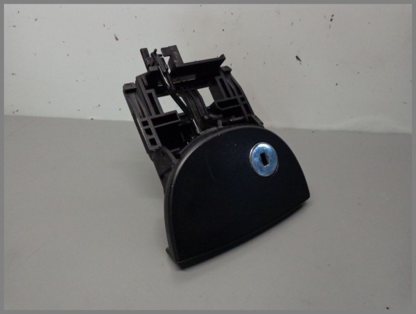 Mercedes W209 CLK Mittelarmlehne Verschluss Schloss 2096800484 SCHWARZ
