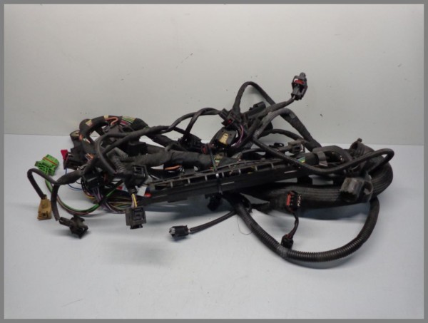Mercedes Benz W208 CLK 320 V6 M112 engine harness 2085401532 wire harness