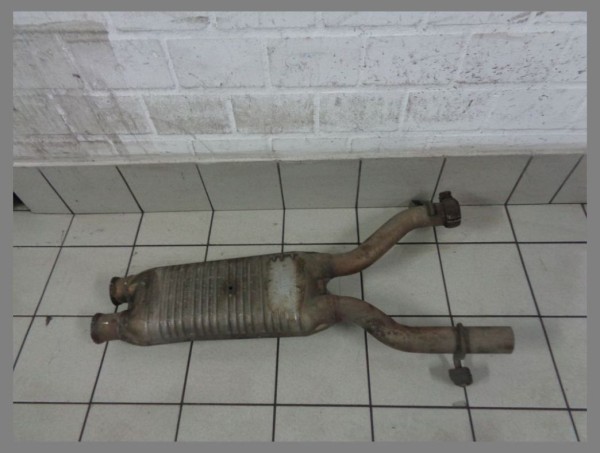 Mercedes C207 350 CGI Center Muffler Exhaust System 2044910401 Original