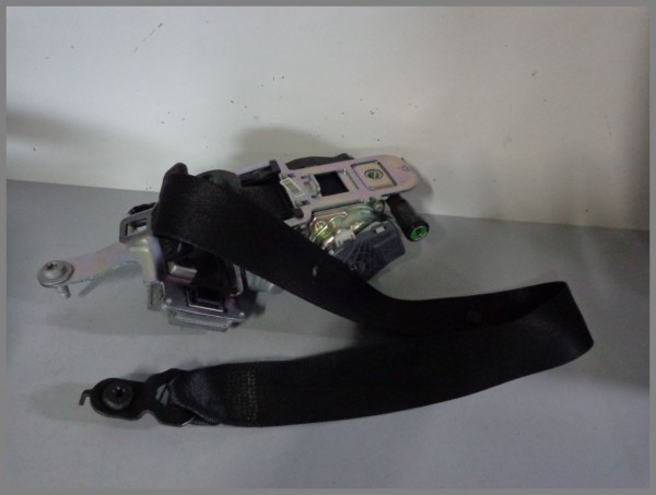 Mercedes Benz MB W204 seat belt front RIGHT 2048602586