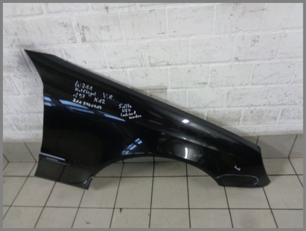 Mercedes Benz W211 S211 Kotflügel Rechts 197 Schwarz 2118800818 K12 Original