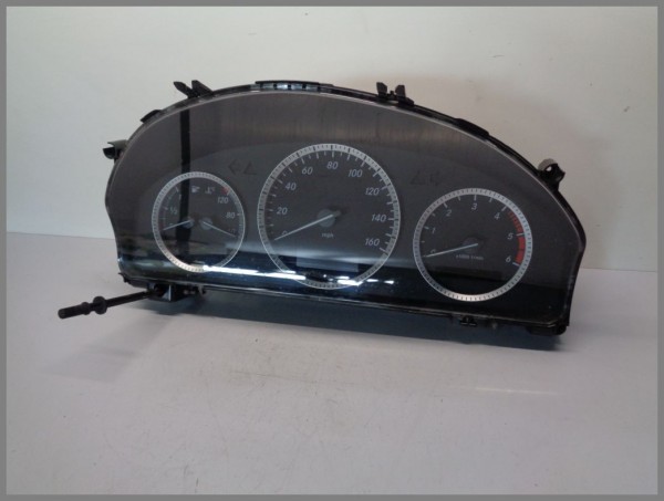 Mercedes Benz W204 C-Klasse Tacho Kombiinstrument 2049004600 Original MPH RHD