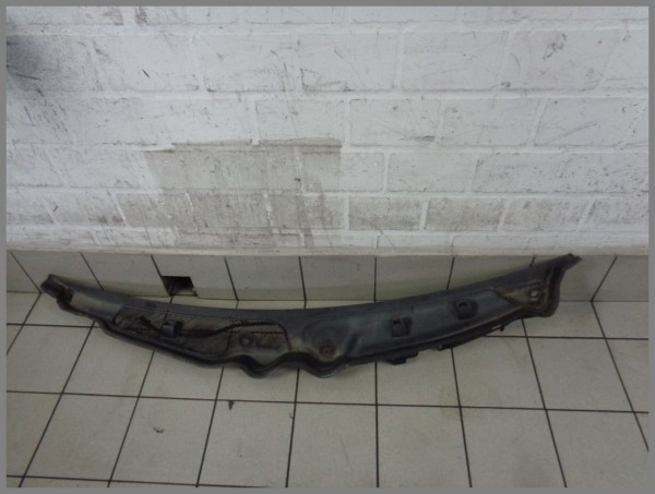 Mercedes Benz MB W204 C-Class Wind deflector wind cowl 2048300013