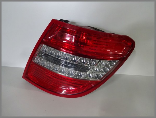Mercedes Benz W204 S204 Kombi Rückleuchte Rücklicht LED 2048204064 Original