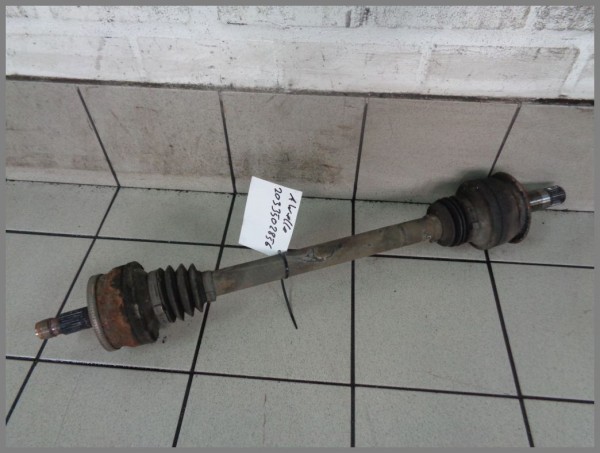 Mercedes Benz MB W203 CDI Antriebswelle Welle Gelenkwelle 2033502856 Original