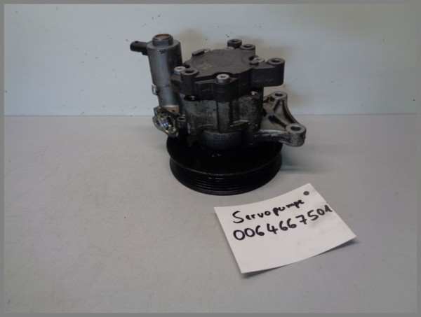 Mercedes Benz W204 1.8 CGI M271 Servopump pump ZF 0064667501 Original