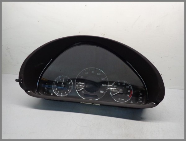 Mercedes W209 MPH Tacho Kombiinstrument 2095407411 VDO 110.080.282/008 RHD