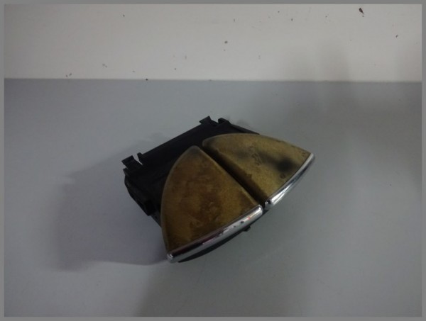 Mercedes Benz W211 Schalter Öffner Mittelkonsole Drücker Avantgarde 2116800784