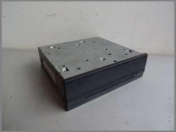 Mercedes Benz W211 navigation device 2118705785 Harman Becker BE7042