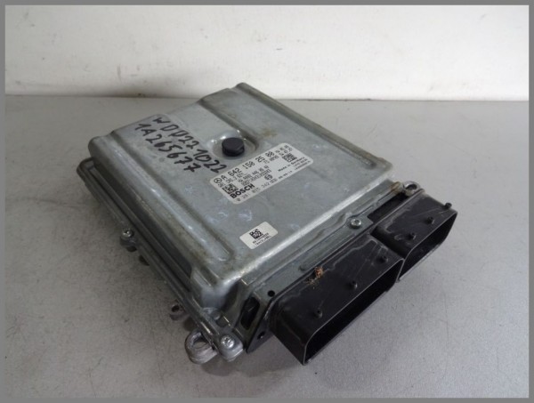 Mercedes Benz W221 320CDI Motorsteuergerät 6421502500 Bosch 0261015342 Original