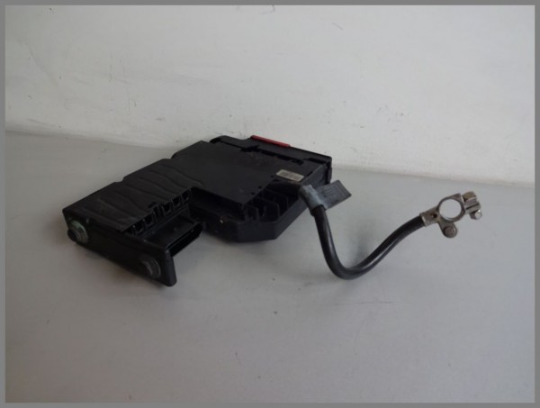 Mercedes Benz W212 backup fuse 2125400450 Fuse box original third-party starter socket