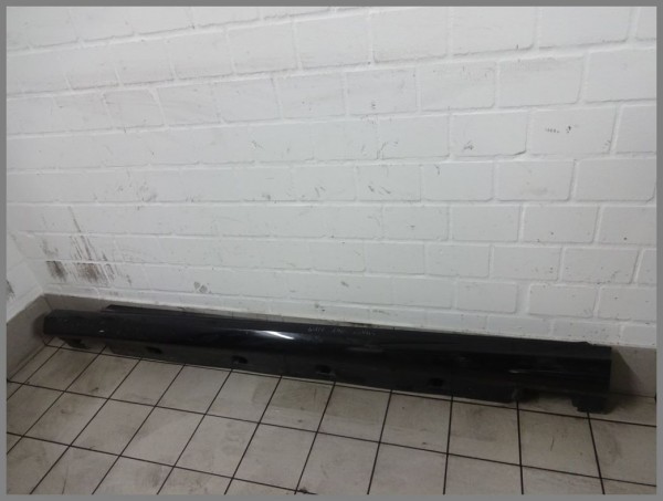 Mercedes Benz W166 63 AMG side skirts left 197 Black 1666980754 Original