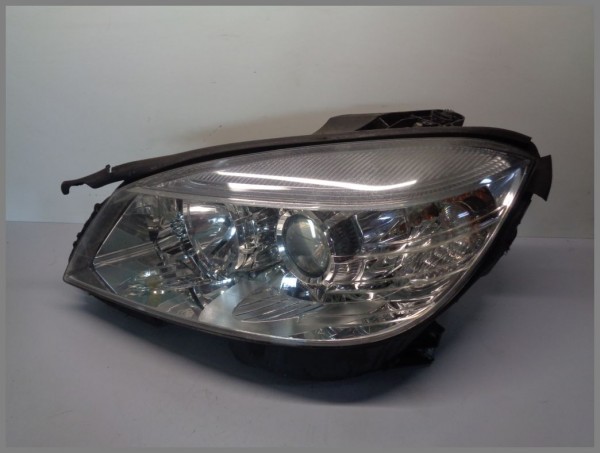 Mercedes Benz MB W204 C-Class Headlight H7 Left Driverside 2048208561 Original