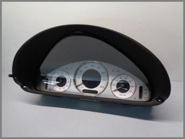 Mercedes W209 Tacho Kombiinstrument MPH 2095409047 VDO 110.080.364/017 Original