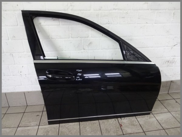 Mercedes Benz W204 C-Class door front right 197 black 2047206000 Orig.K101