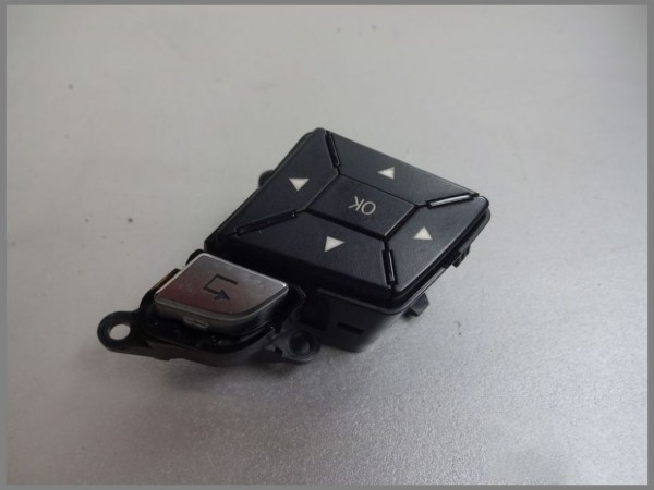 Mercedes Benz W204 Steering wheel buttons Keys 1725400262 Original Black