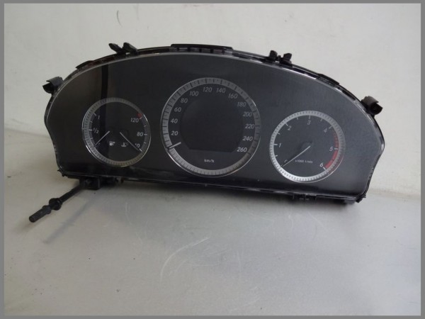 Mercedes Benz W204 220CDI Tacho Kombiinstrument 2044400111 Original Siemens VDO