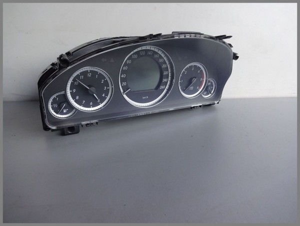 Mercedes Benz W212 CDI speedometer instrument cluster 2129004104 Original S212