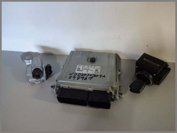 Mercedes Benz W203 C-Class engine control unit 6421508979 0281012777