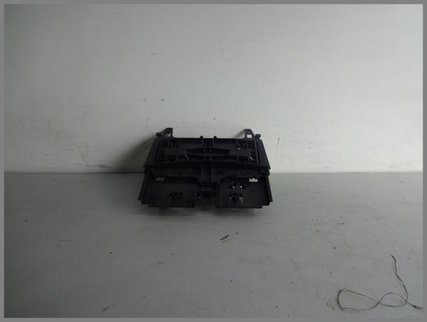 Mercedes Benz MB W204 C-Class storage compartment storage compartment ashtray 2046801350 Orig.