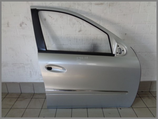 Mercedes Benz W164 ML Tür Vorne Rechts 775 Iridiumsilber 1647201005 K2075 Original