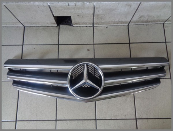 Mercedes W203 CLC BJ.2009 sports coupe front grille radiator grille 2038801583 original
