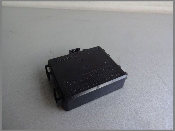 Mercedes Benz W211 W219 Rain Sensor Control Unit 2118701585 HELLA