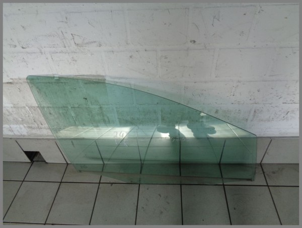 Mercedes Benz W169 W245 door glass window 1697250200 front right passenger side