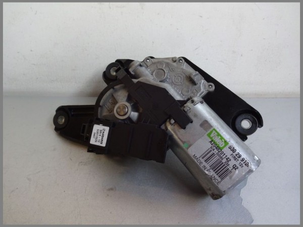 Mercedes Benz MB W204 rear wiper motor engine 2048201142 VALEO