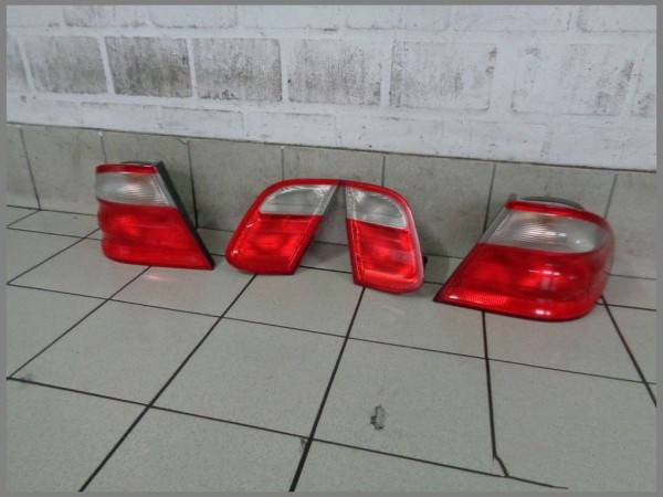 Mercedes W208 A208 Rücklicht Rückleuchten Links Rechts SET CLK Elegance Cabrio