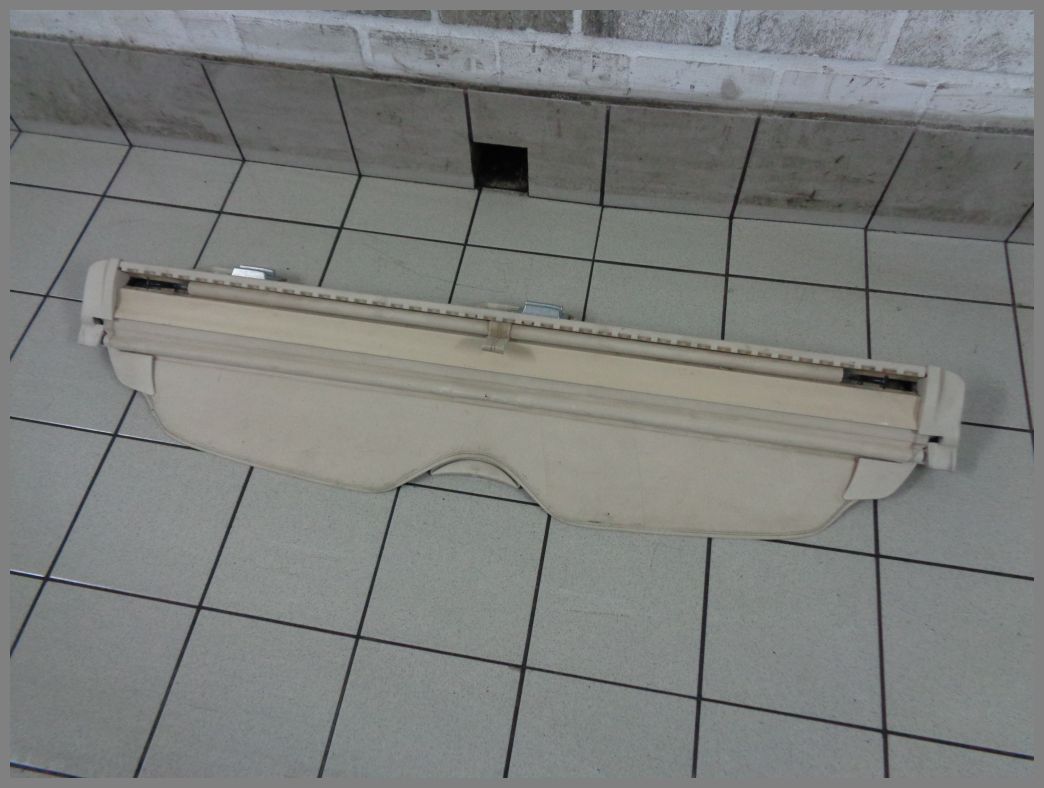 Mercedes Benz Mb W203 Cargo Compartment Cover Partition Net Rollo Beige 2038600175 8j12 W203 C Class Mercedes Spare Parts Benzshop De