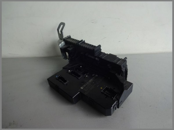 Mercedes W212 control unit SAM 2129004205 Fuse box Hella 5DK009620-37